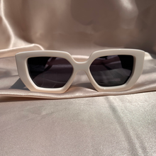 Load image into Gallery viewer, 90s Baby Sunglasses
