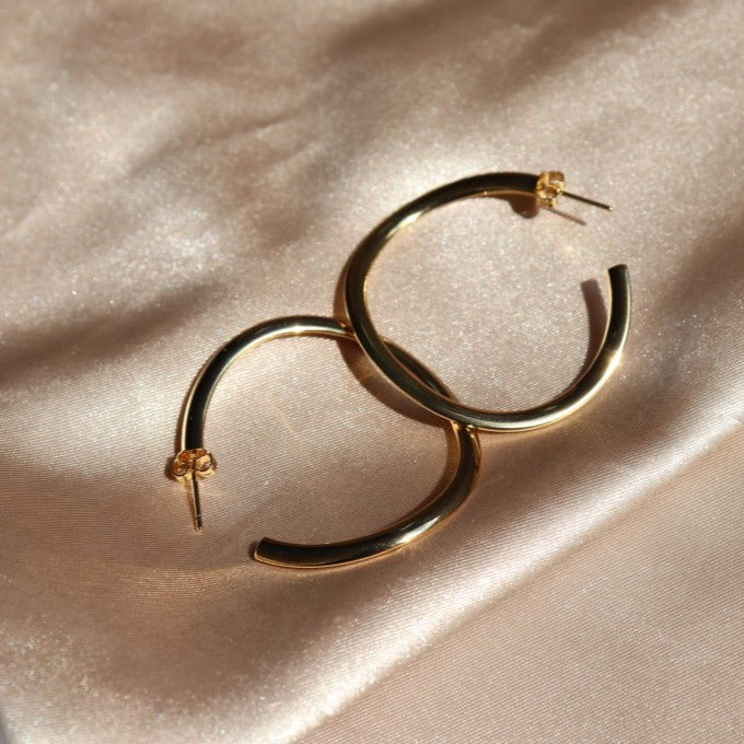 Curvy Hoops