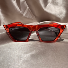 Load image into Gallery viewer, It Girl Sunglasses
